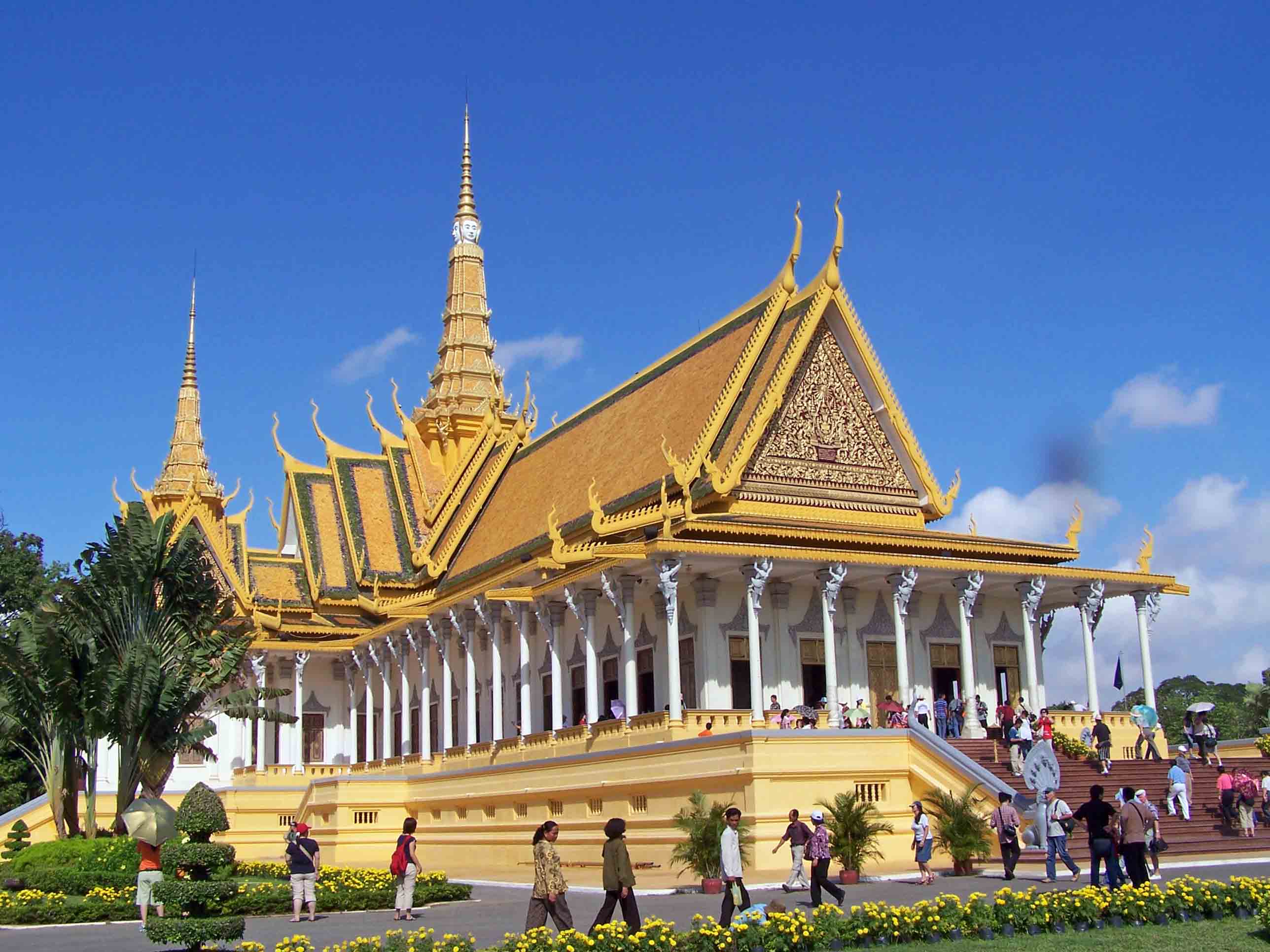 attraction-Introduction to Phnom Pen Royal Palace.jpg